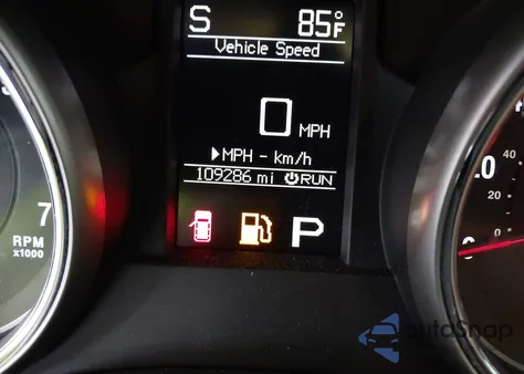 2012 Jeep Grand Cherokee Overland z USA, uszkodzony, nr VIN 1C4RJFCG7CC103175